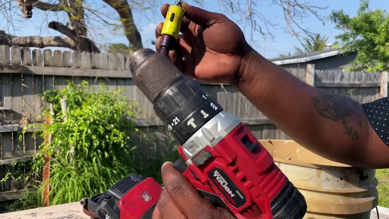 Koopi 1 Inch Hole Saw with Arbor Bi Metal Hole Cutter