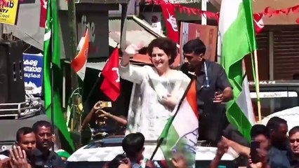राहुल गांधींच्या तुलनेत प्रियांका गांधींनी कशी लढत दिली किती मतं मिळाली