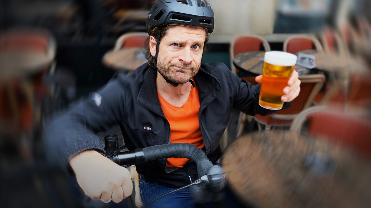 Alcool au guidon :  « J'ai trop bu pour prendre le vélo,mais je le prends quand même »/« Tous les cyclistes accidentés ne font pas l'objet d'un dépistage »  « Si je suis alcoolisé au vélo, c'est accident assuré pour moi ! »