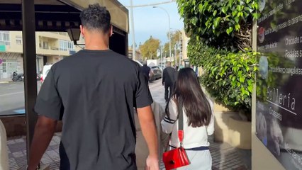 La postura de Isa Pantoja ante la videollamada de su madre Isabel a su prima Anabel tras dar a luz