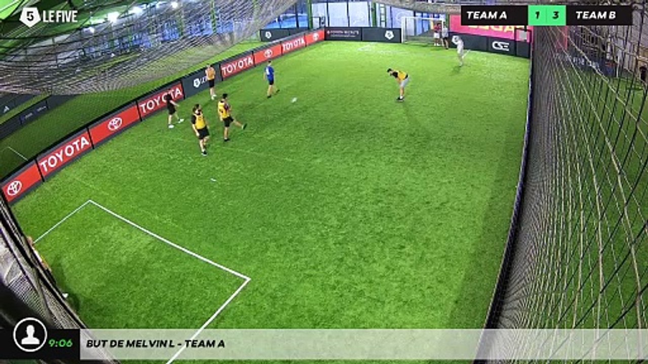But de Melvin L - Team A