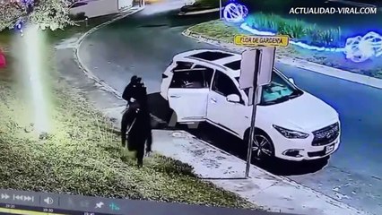 Video: ¡Logró escapar! Una mujer evitó que delincuentes ingresaran a su casa