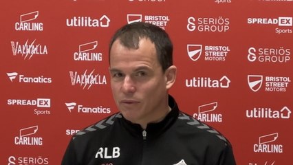 Sunderland have “strength” in their squad says Le Bris amidst talk of transfers