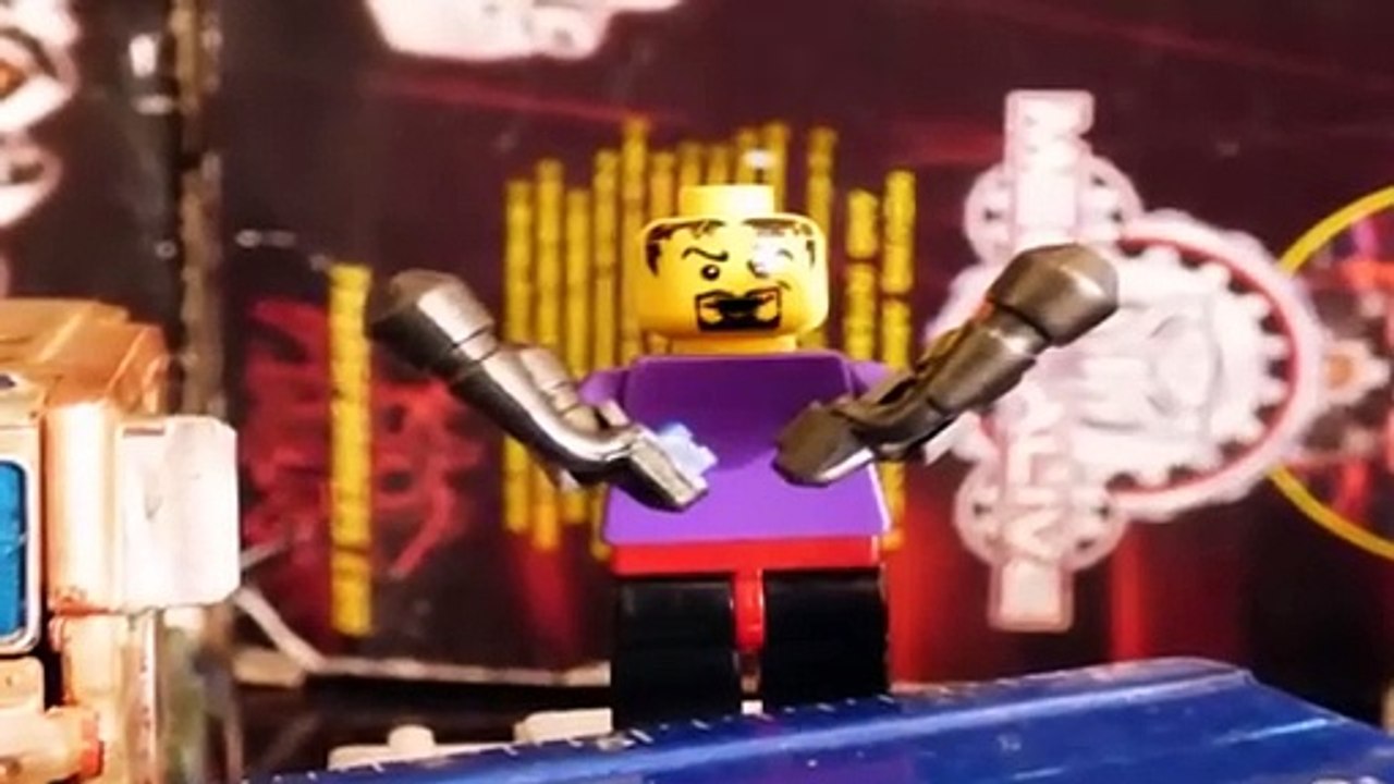 Transformers La era de la Extinción stop motion_ Cade Conoce a Optimus Prime (Español Latino)