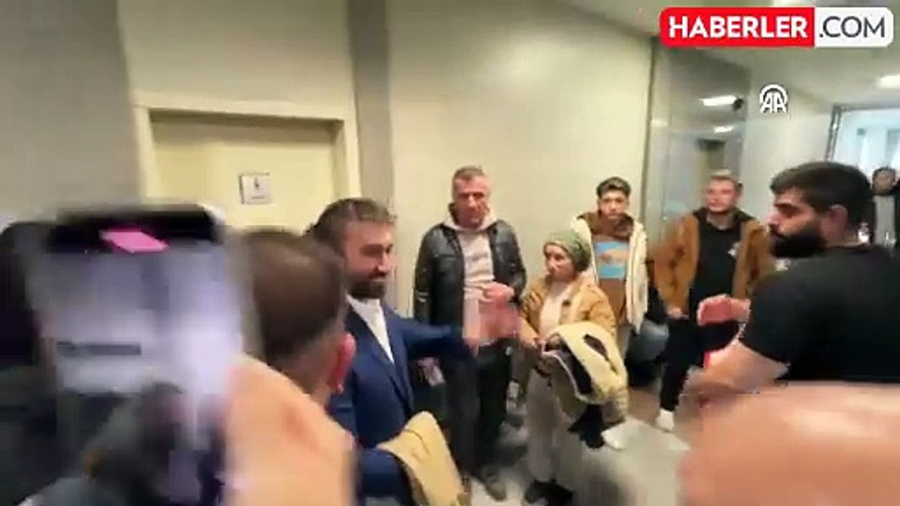 Yasa dışı bahis soruşturmasında adı geçen Serdar Ortaç'ın ev hapsi ve adli kontrol kararı kaldırıldı