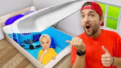 Chris builds Secret Room in one color!