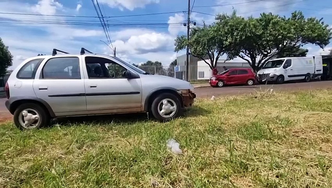 Outro ângulo: Câmera flagra acidente que deixou motociclista ferido no Jardim Clarito