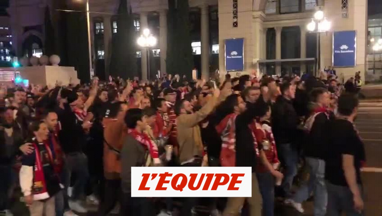 Les supporters brestois en marche vers le Stade Olympique Lluis-Companys - Foot - C1 - Brest