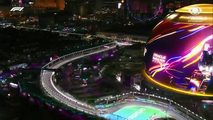 George Russell vence o GP de Las Vegas, e Verstappen é tetra