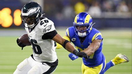 Barkley Leads in Offensive Player Race, Chase Shines