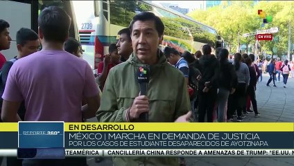 Familias de Desaparecidos de Ayotzinapa Marchan por Justicia
