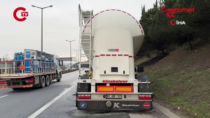 Anadolu Otoyolu'nda faciadan dönüldü! Küle dönen TIR'dan geriye demir yığını kaldı