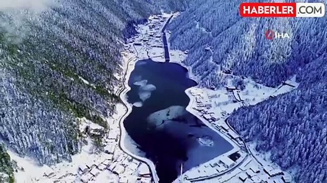 Uzungöl'de Kış Manzarası Öğrencileri Büyüledi