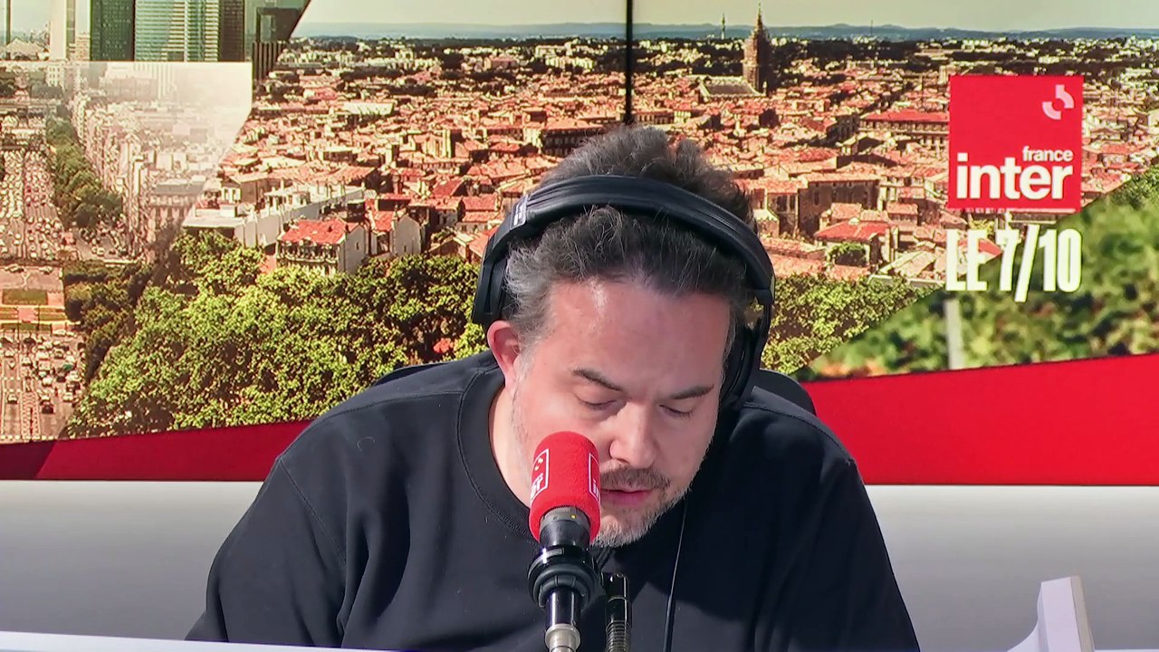 "J'ai avec Notre-Dame un lien affectueux, méditatif mais aussi un lien physique", confie Sylvain Tesson