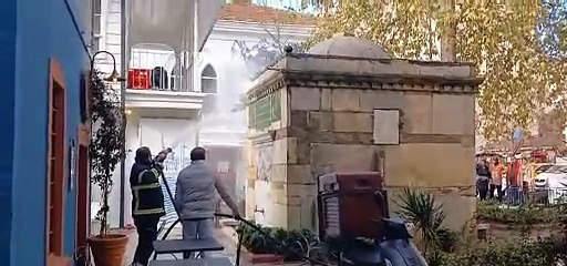 Tarihi çeşme temizlendi