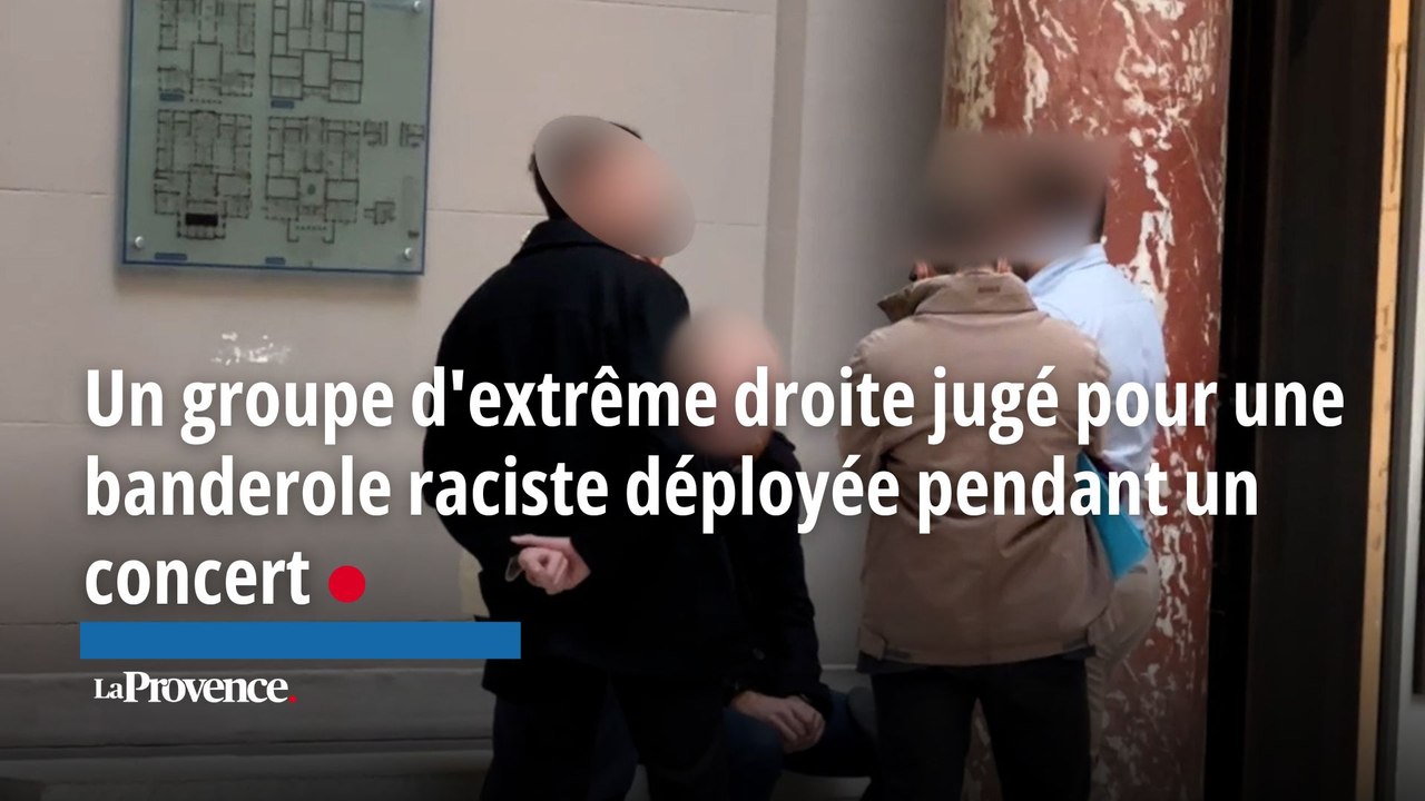 Un groupe d'extrême droite jugé pour une banderole raciste déployée pendant un concert