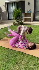 فيديو طريف: شام الذهبي تشارك يومياتها مع ابنتها جيهان