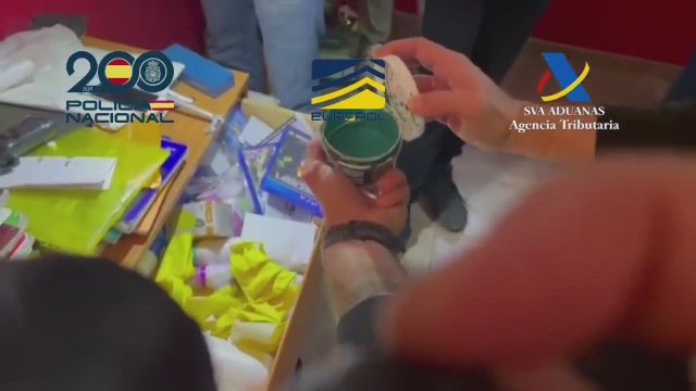 Desmantelada una de las mayores redes nacionales de venta de billetes falsos de 10€ y 20€ a través de mensajería instantánea