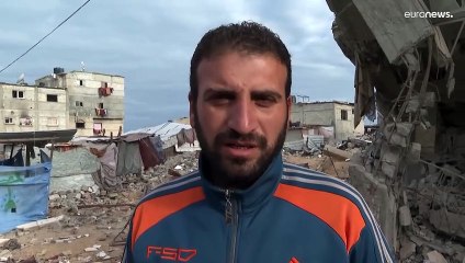الغزاويون بين الأمل والقلق.. كيف يرى الفلسطينيون وقف إطلاق النار في لبنان؟