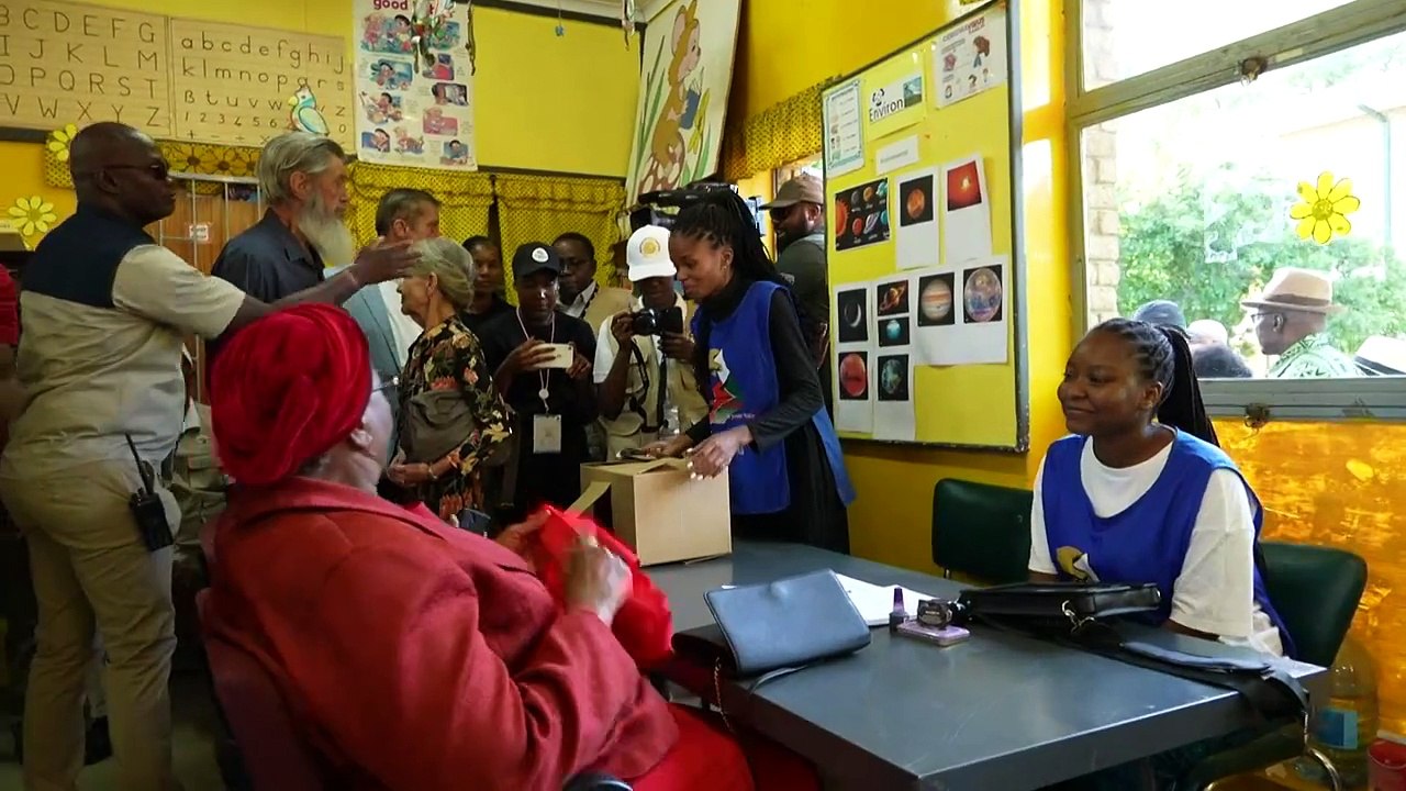 Parlaments- und Präsidentschaftswahlen in Namibia