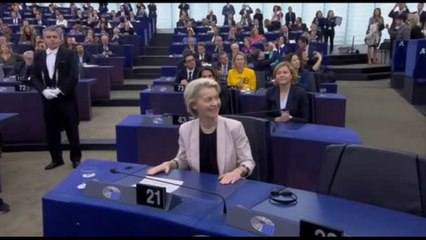 Ue, Europarlamento, "sì" a nuova Commissione von der Leyen