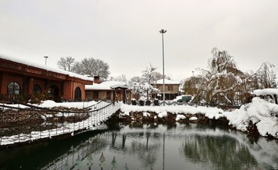 Beyaz örtü Ambarköy'e renk kattı