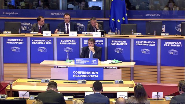 Von der Leyen logra un aprobado muy ajustado de la Eurocámara para su nuevo Ejecutivo