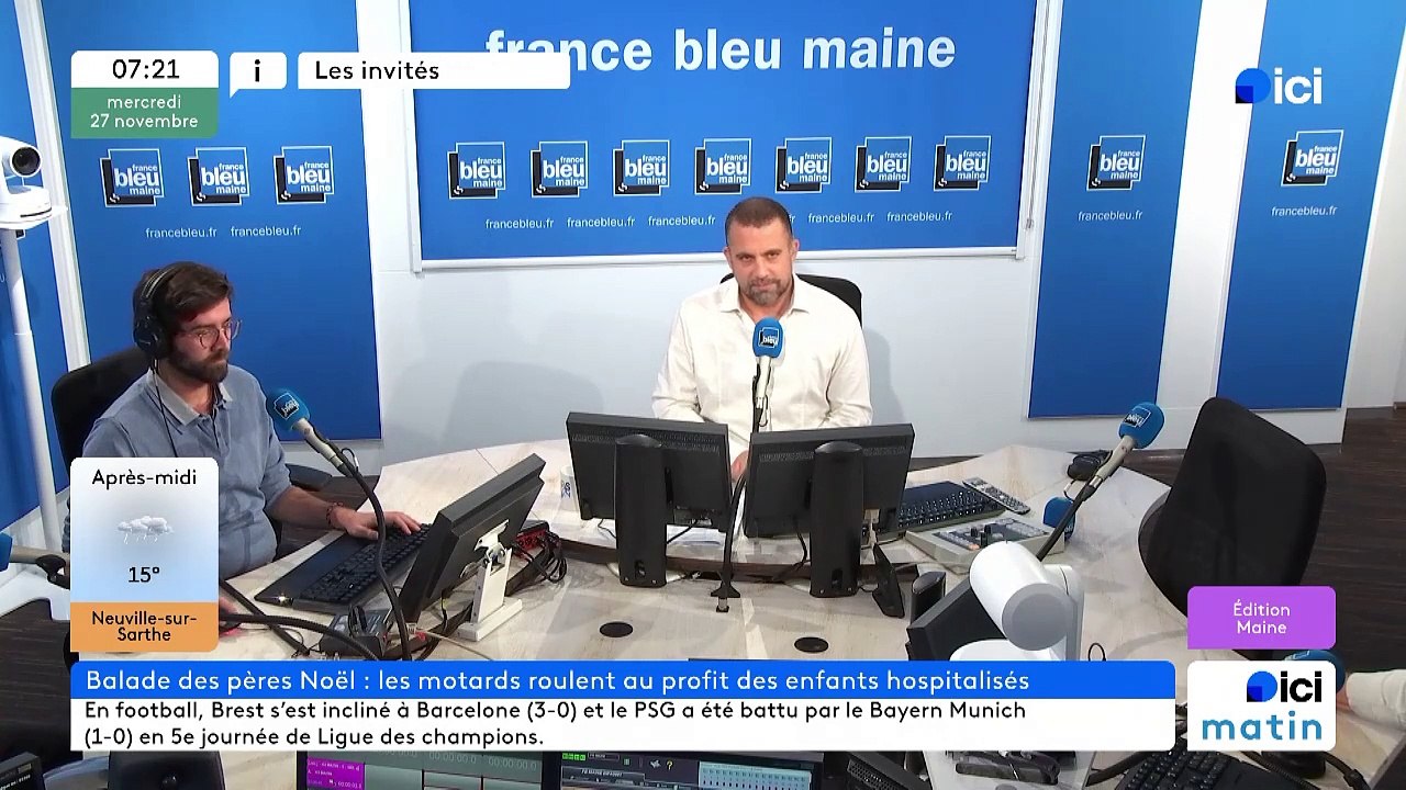 La balades des Pères Noël au Mans