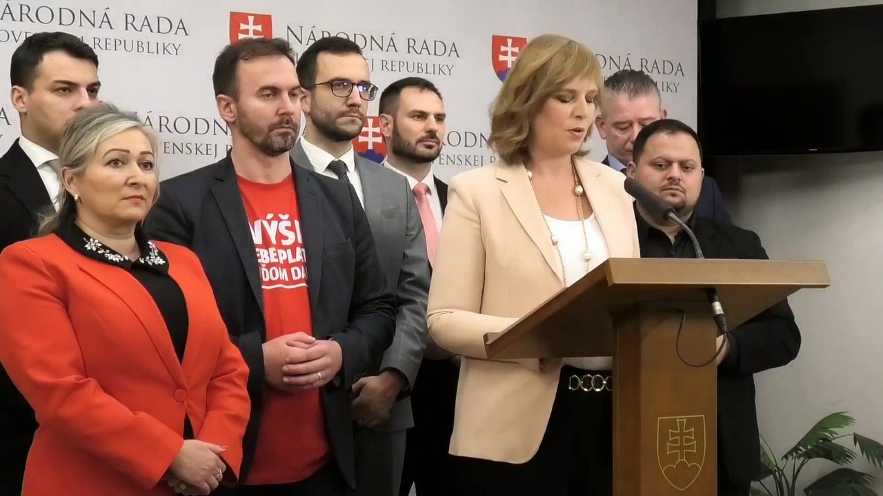 ZÁZNAM: Opozícia kritizuje plánovanú cestu premiéra do Moskvy
