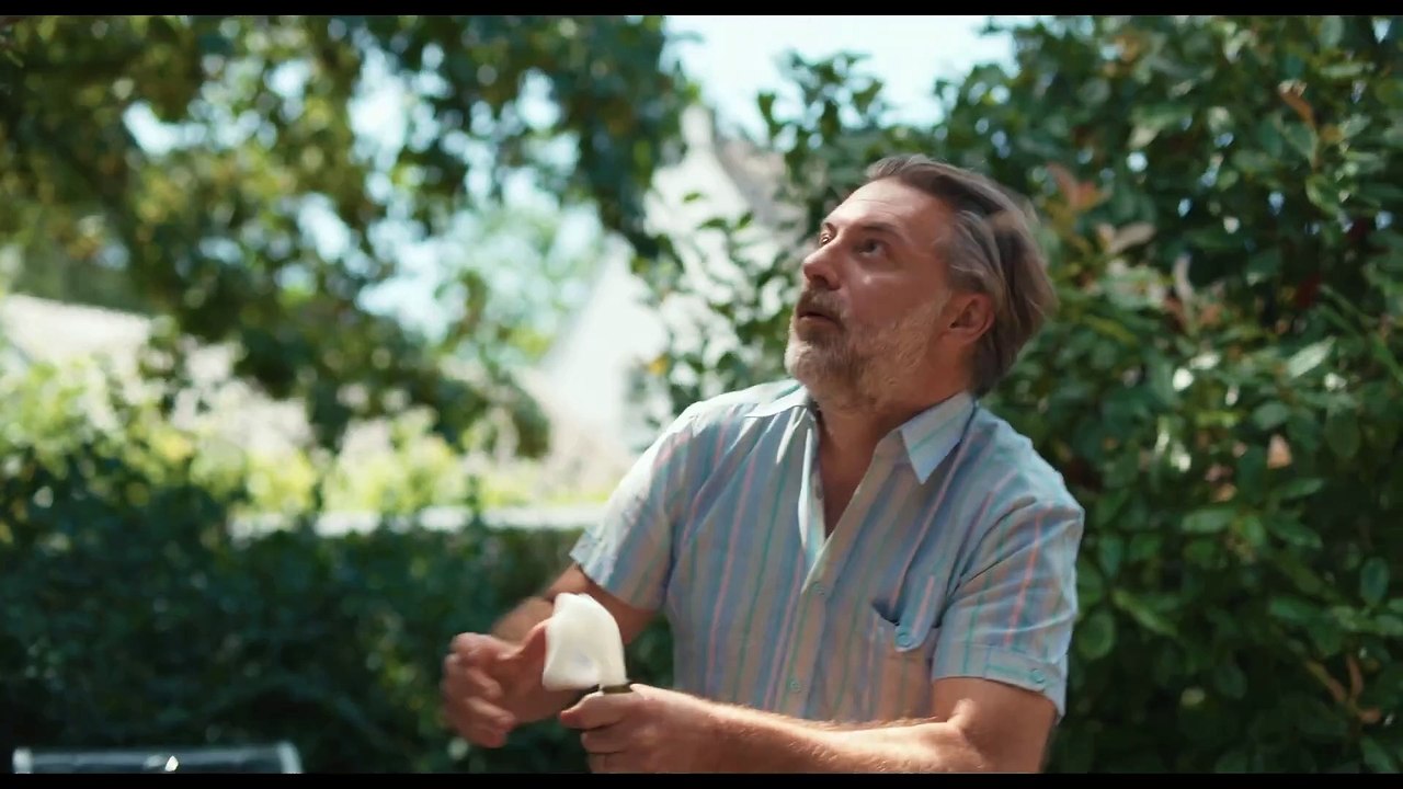 Young Hearts Trailer DF