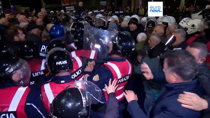 Albanian opposition lawmakers block capital's streets accusing government of corruption