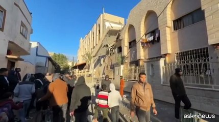 Nuovi raid a Gaza City, colpita una scuola che ospitava sfollati