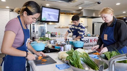 [기업] 한돈자조금, 외국인 대상 김장·수육 요리 수업 / YTN