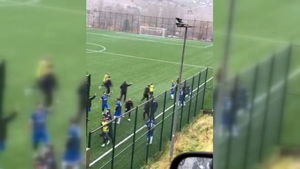 Malatya 1. Amatör Ligi maçında çıkan kavgada bir futbolcu yaralandı