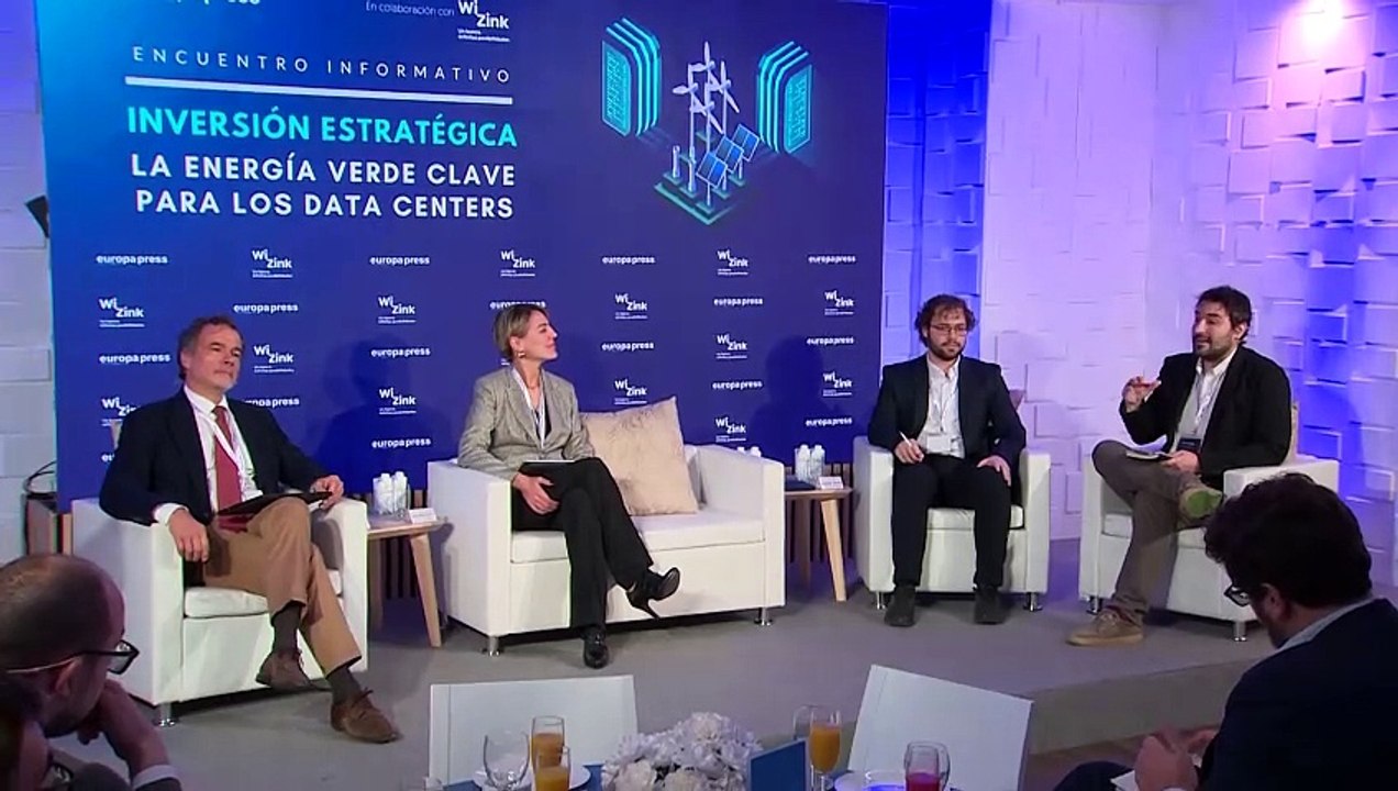 Expertos debaten sobre la energía verde y el rol de los data centers en la economía digital