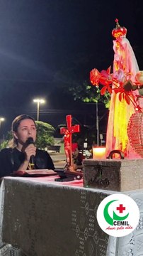 Terço das Rosas reúne fiéis em frente ao Hospital Cemil para momentos de fé e esperança