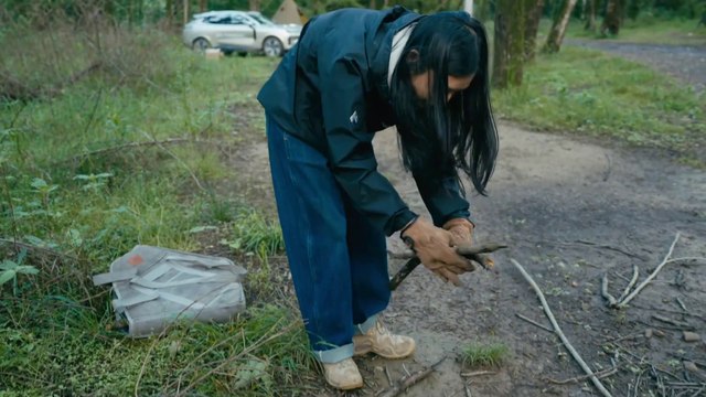 It turns out that even on a cloudy camping day, you can still encounter warm sunshine in the woods!#camping #campingintheforest #realcampinggirl #Mountain Nature #Let's go camping
