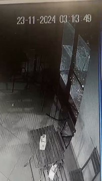 Il video della spaccata al Gran Cafè Torino di Palermo