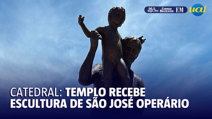 Templo em construção recebe escultura de São José Operário