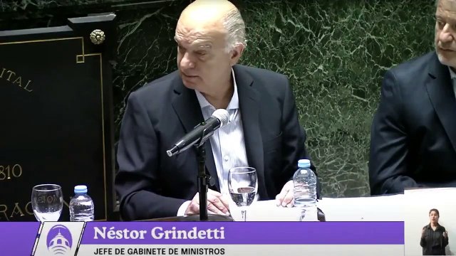 Néstor Grindetti lo dejaron sin la última página de su discurso en la Legislatura porteña