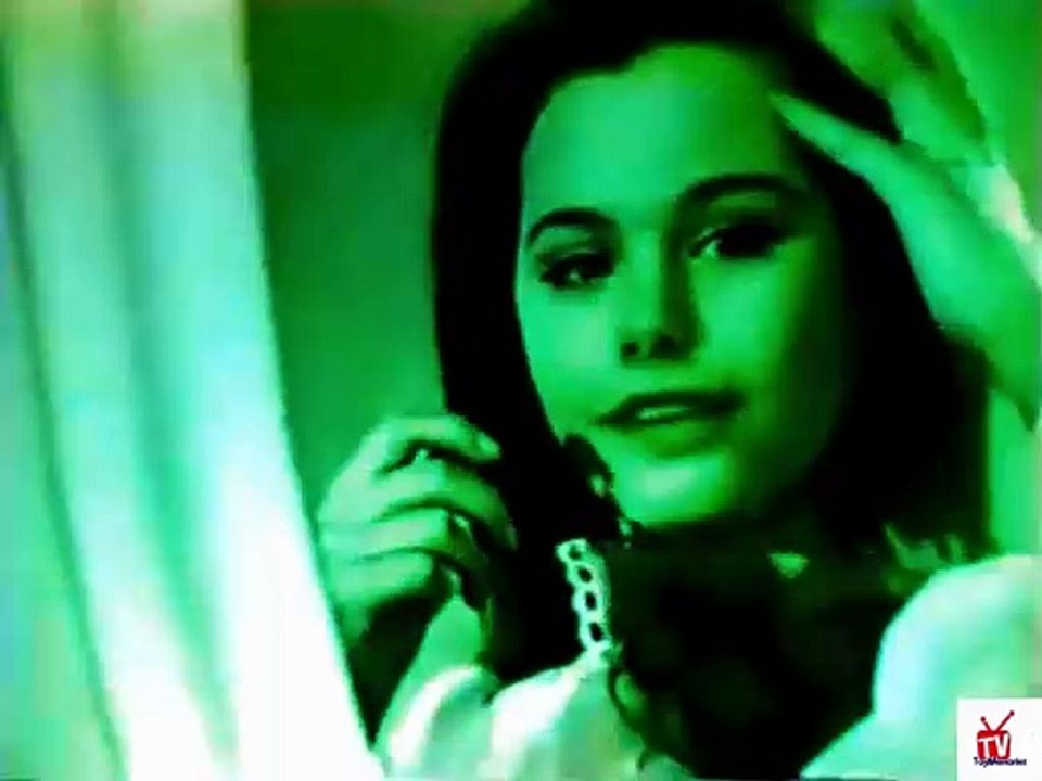 1970 Susan Dey ("The Partridge Family") - Proctor Silex portable Misty hairdryer TV commercial