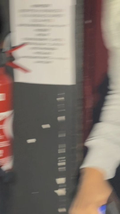 Freeze Corleone dans les coulisses du concert d’Osirus Jack 🥷🏼