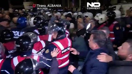 Albania, proteste a Tirana per chiedere le dimissioni del premier Edi Rama
