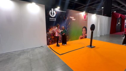 Katia Guerini al Making Cosmetics