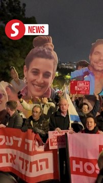 Israeli protesters say it's time for a Gaza ceasefire as Hezbollah truce holds