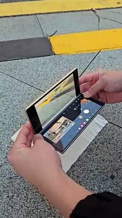 Checkout This Cool gadget 😳#gadgets #gaming #tech #technology #iphone #unboxing #gameplay