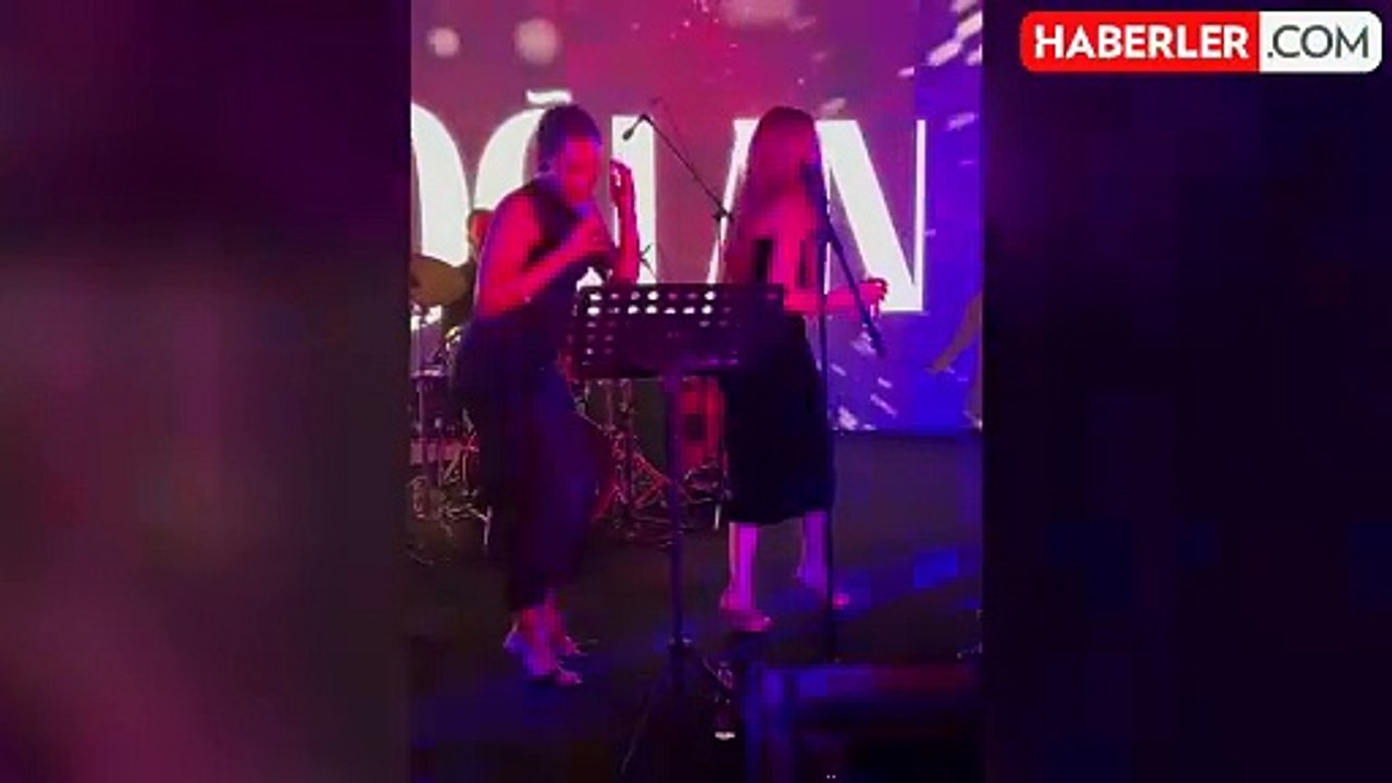 Seda Bakan'ın cesur pozlarına yorum yağdı