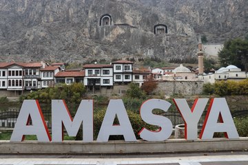 'Şehzadeler şehri' güzellikleriyle büyülüyor: Hedef 1 milyon turist!