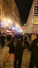 Nice - Glasgow Rangers : les supporters écossais se chauffent la voix dans le Vieux-Nice