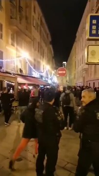 Nice - Glasgow Rangers : les supporters écossais se chauffent la voix dans le Vieux-Nice